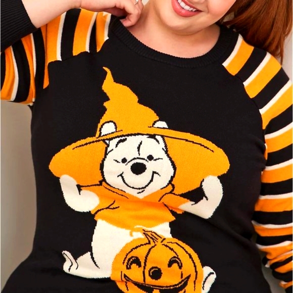 ❤️NWT VINTAGE TORRID SWEATER - WINNIE THE POOH HALLOWEEN PUMPKIN SWEATER - Picture 9 of 12